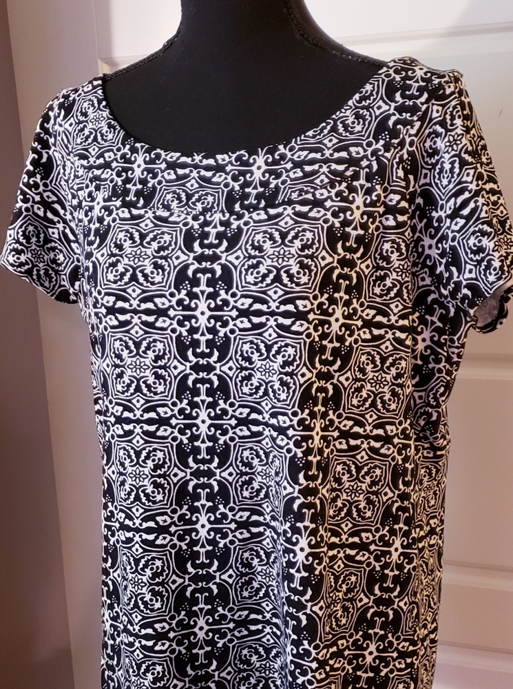 Rafaella Studio Women's Top